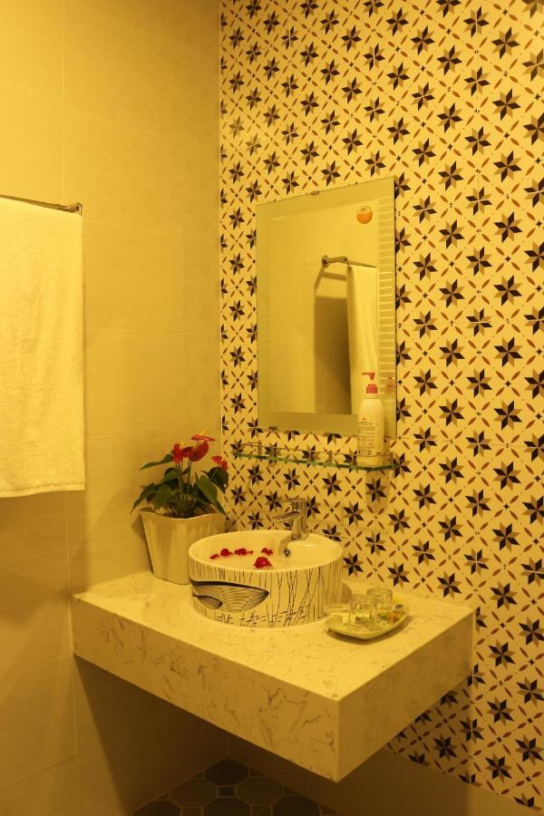 Lam Garden Boutique Homestay Хюе Екстер'єр фото